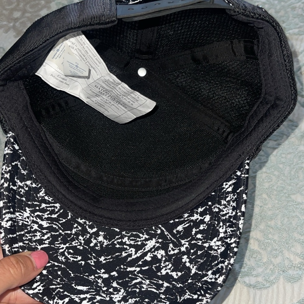 Lululemon Unisex Black White Trucker Cap Hat Camp Mesh Snapback One Size - Picture 5 of 6